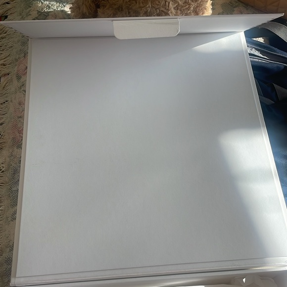 Authentic Christian Dior box - Picture 3 of 6